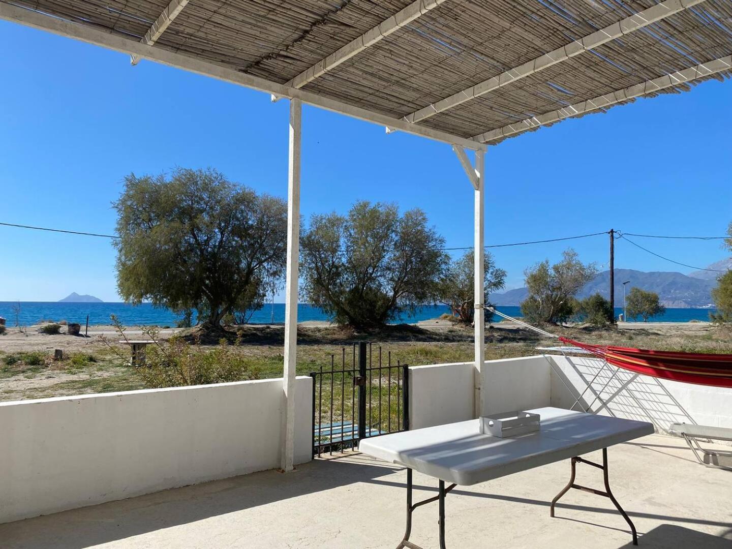 Zen Seaside Apartment كالاماكي المظهر الخارجي الصورة