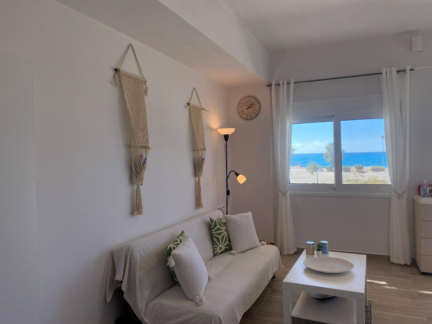 Zen Seaside Apartment كالاماكي المظهر الخارجي الصورة