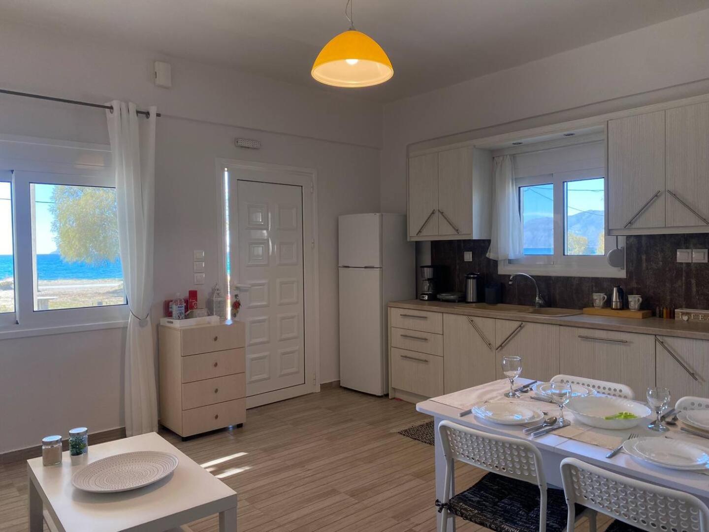 Zen Seaside Apartment كالاماكي المظهر الخارجي الصورة