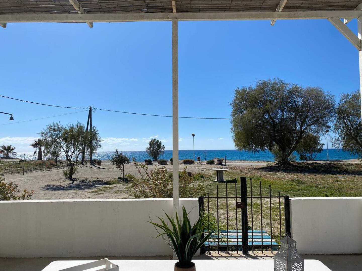 Zen Seaside Apartment كالاماكي المظهر الخارجي الصورة